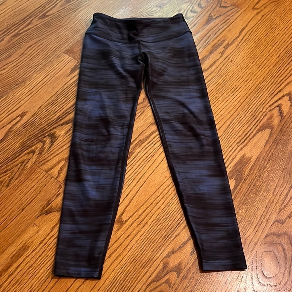 Wear It To Heart Woman’s Blue and Black Leggings Size XS